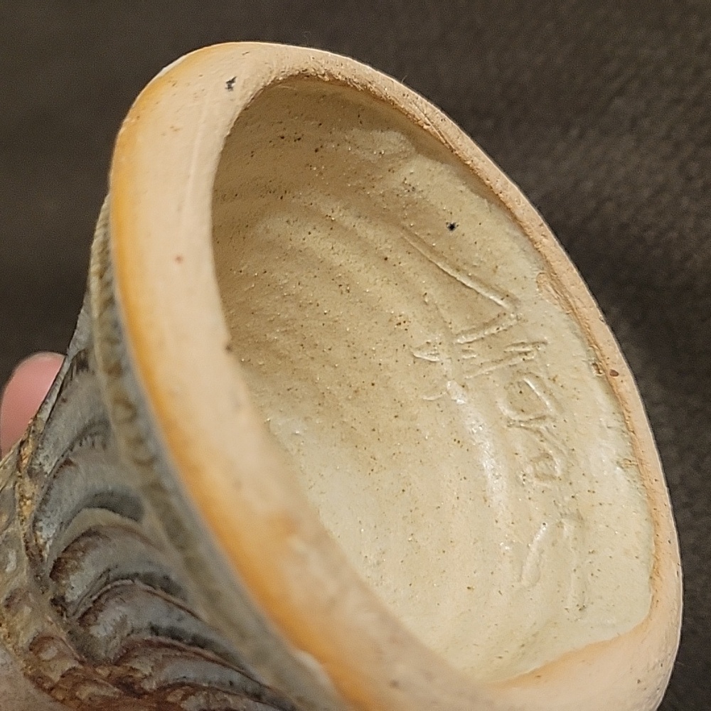 Elegant Ceramic Goblet in Beige and Gray 9 1/4 X 3 3/4" - Picture 6 of 8